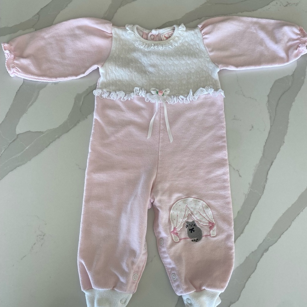 Vintage Buster Brown Pink lace collar Cat Embroidered outfit